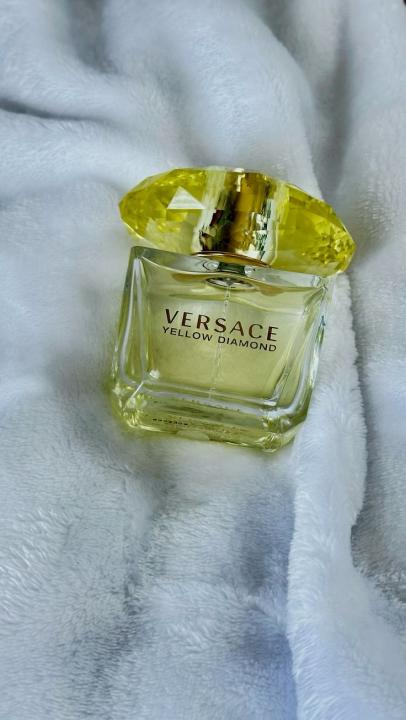 Versace Yellow Diamond perfume. 90 ML.